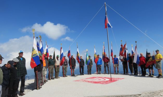 Slovesnost na Pokljuki ob 31. spominskem pohodu na Triglav